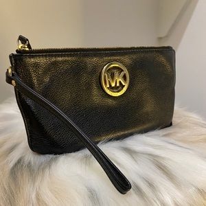 Michael Kors Wristlet